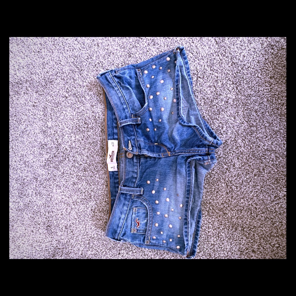 Hollister Jean Shorts w/Gold Stud Detailing